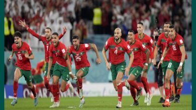 فرحة المنتخب الوطني المغربي خلال الفوز على إسبانيا في نهائيات كأس العالم قطر 2022